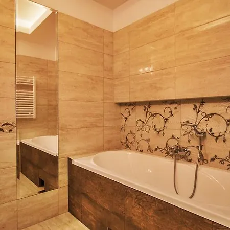 Tatarscy Hotel Kalwaria Zebrzydowska